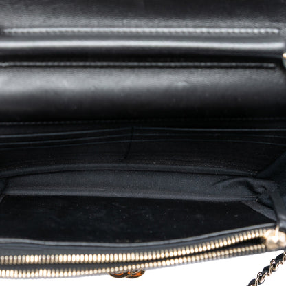 Chanel Matelassé Cuir d’agneau Golden Class Wallet on Chain